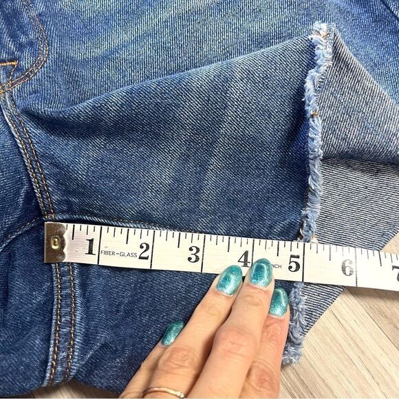 J. Crew Factory Shorts Women’s 29 Denim Blue 5” Cutoff Jean - Picture 6 of 6